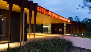 Fitzgibbon Community Centre uses cladding made from BlueScope XLERPLATE® weathering steel and roofing made from LYSAGHT LONGLINE 305® in ZINCALUME® steel.