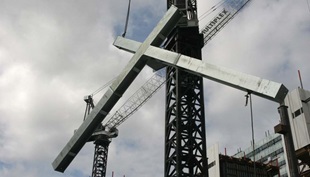 Macquarie Bank's headquarters at King Street Wharf in Sydney's CBD is a striking showcase for the design capabilities of XLERPLATE® steel. 